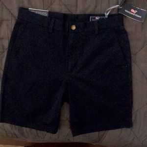 Vineyard Vines Navy 9” breaker short